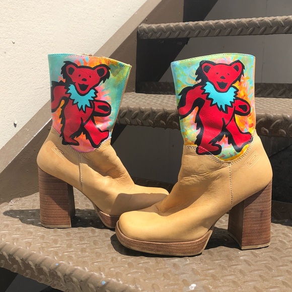 Grateful Dead Shoes - GRATEFUL DEAD HAND PAINTED LEATHER BOOTS SZ 8 👢